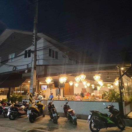 Guesthouse And Restaurant Ratatouille Baan Tai Ngoại thất bức ảnh