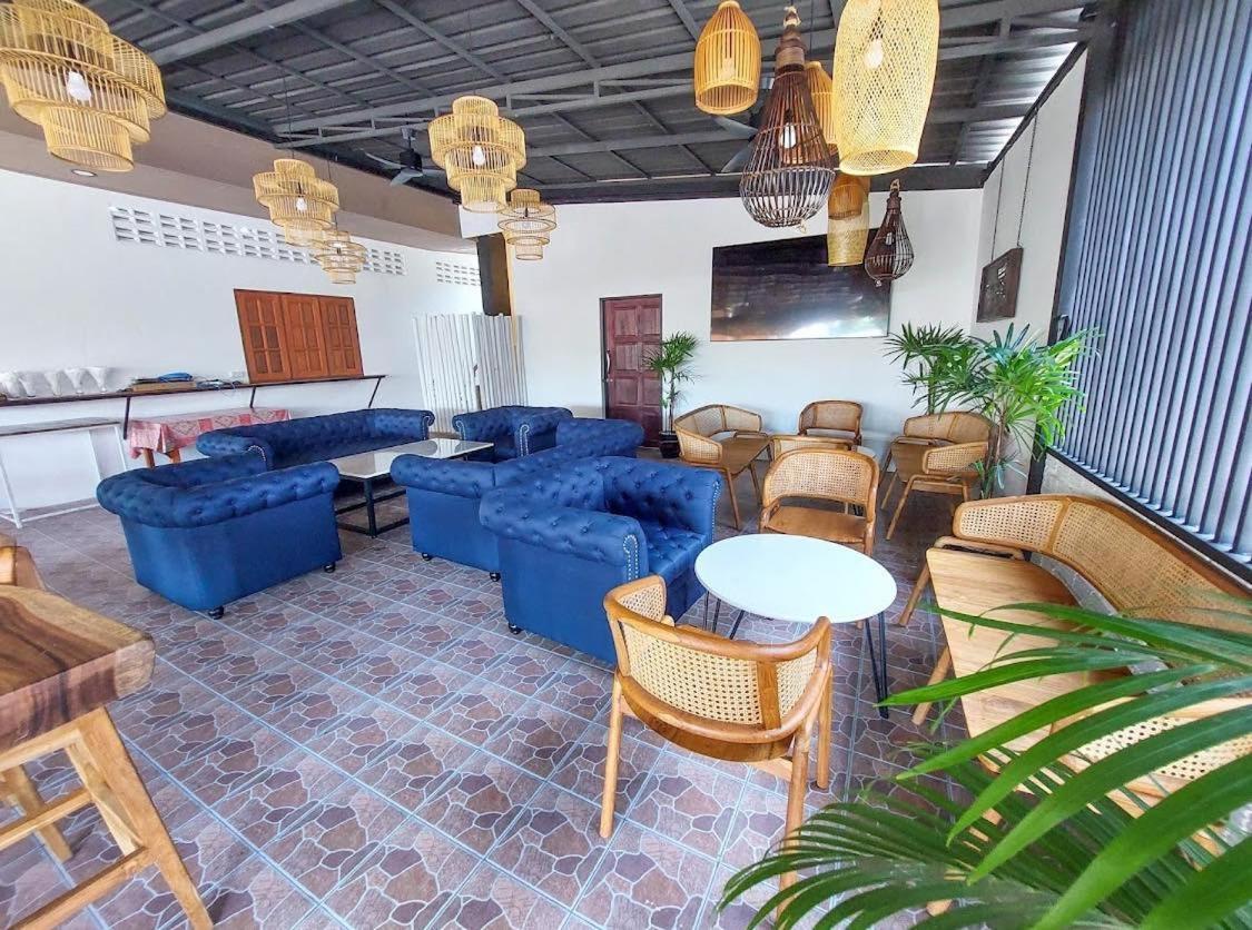 Guesthouse And Restaurant Ratatouille Baan Tai Ngoại thất bức ảnh