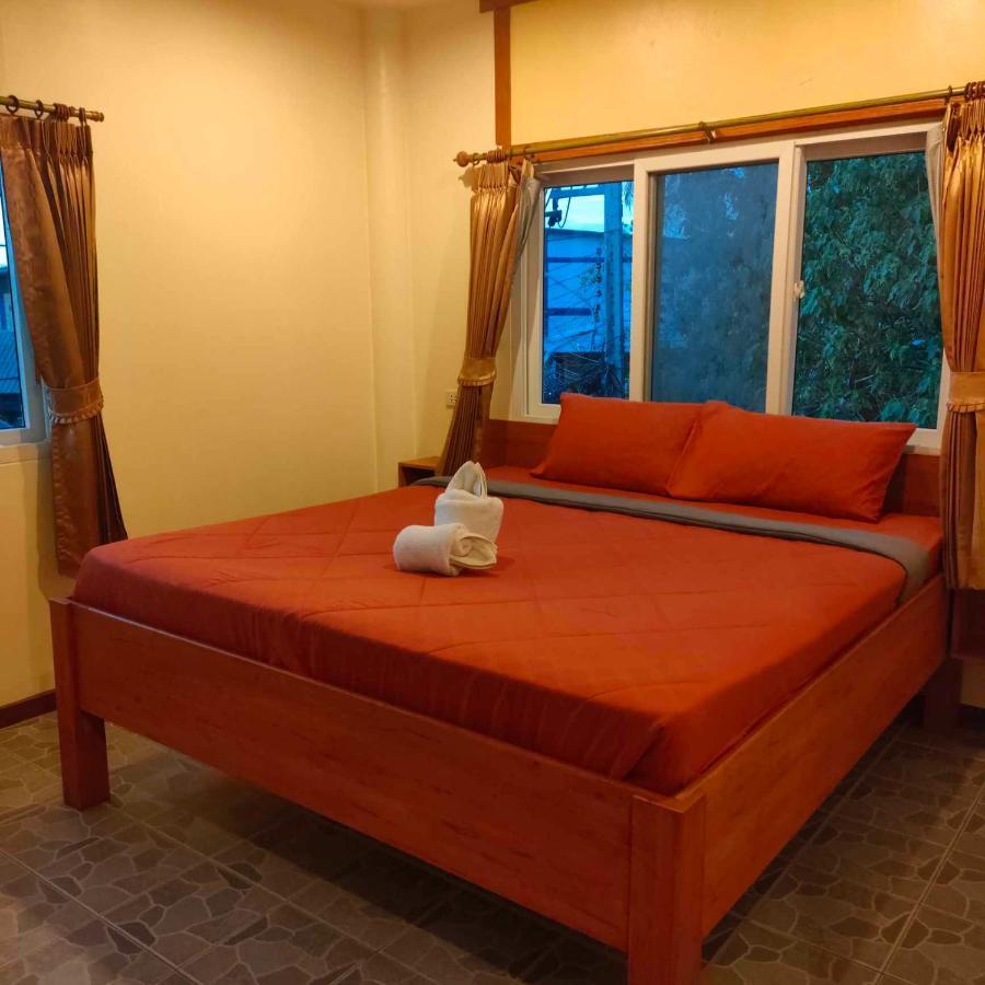 Guesthouse And Restaurant Ratatouille Baan Tai Ngoại thất bức ảnh